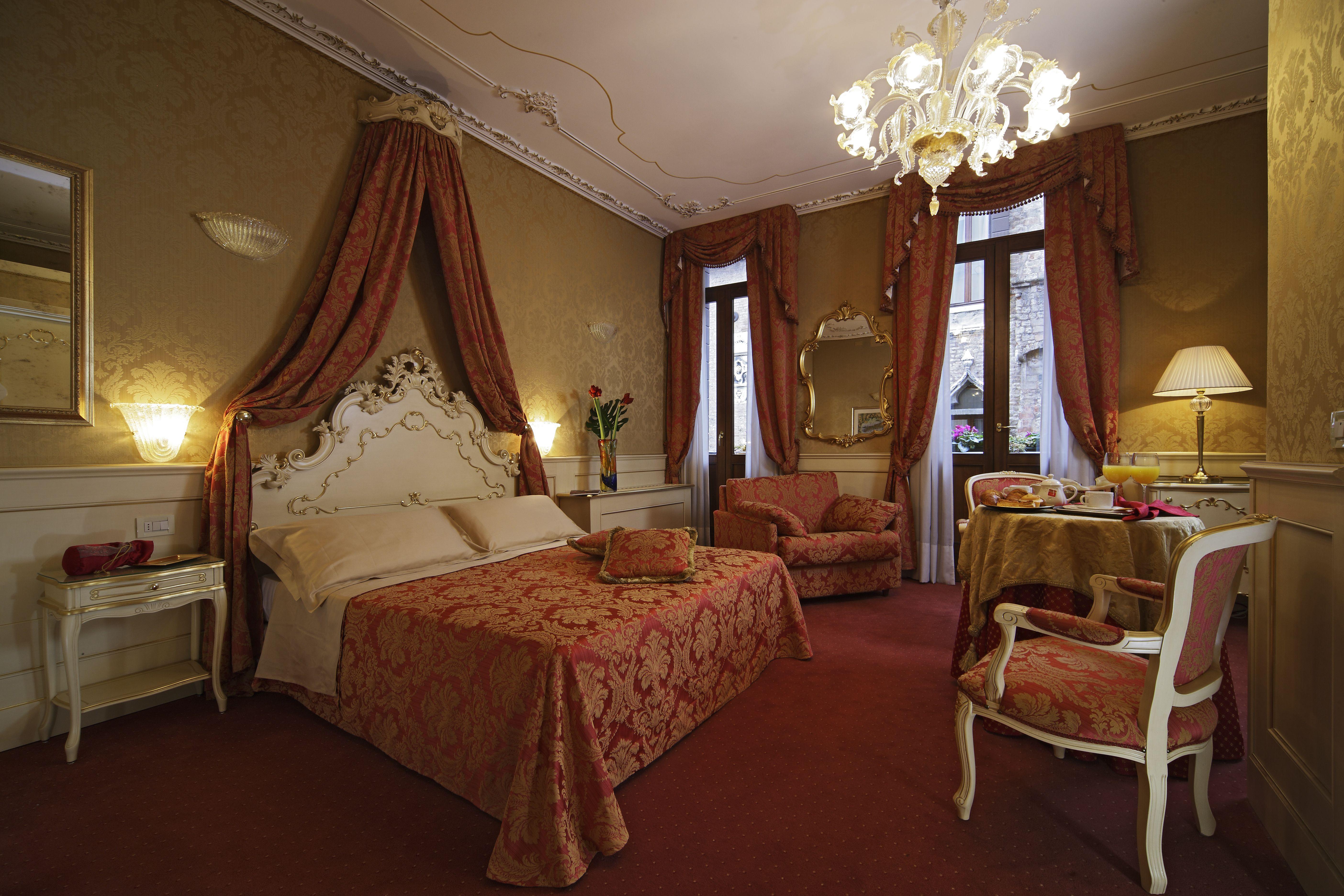 Hotel Becher Venedig Rum bild